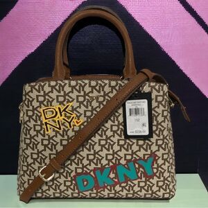 NWT DKNY Paige MD Crossbody Logo Satchel